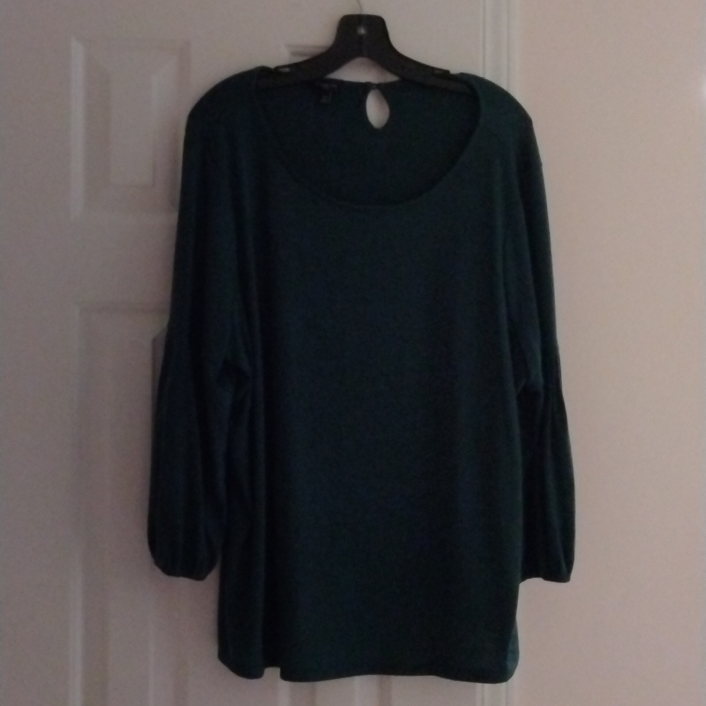TALBOT evergreen top